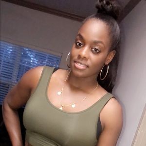 Meet your Posher, Marie